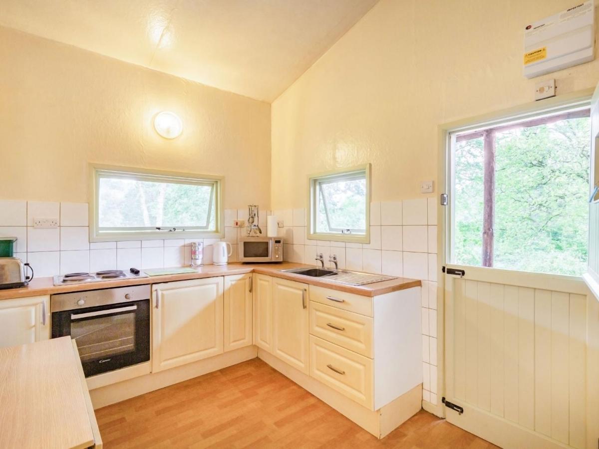 The Log Cabin Honiton Exterior foto