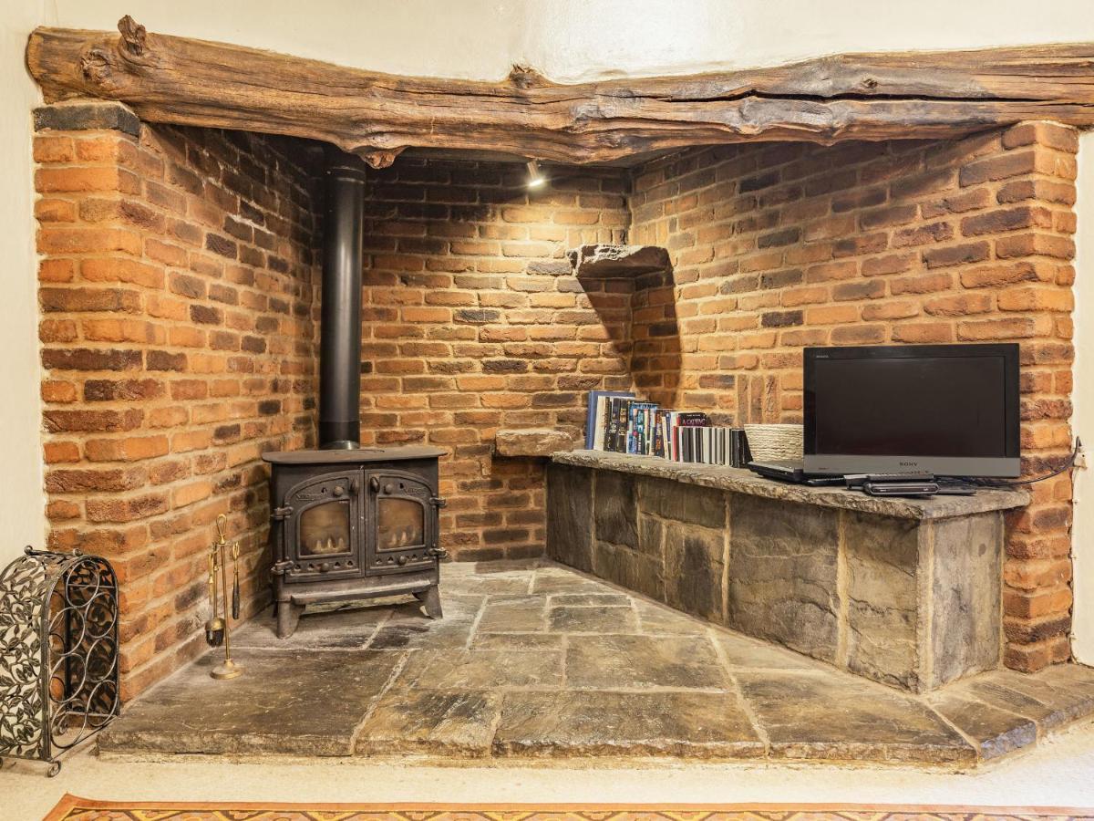 The Log Cabin Honiton Exterior foto