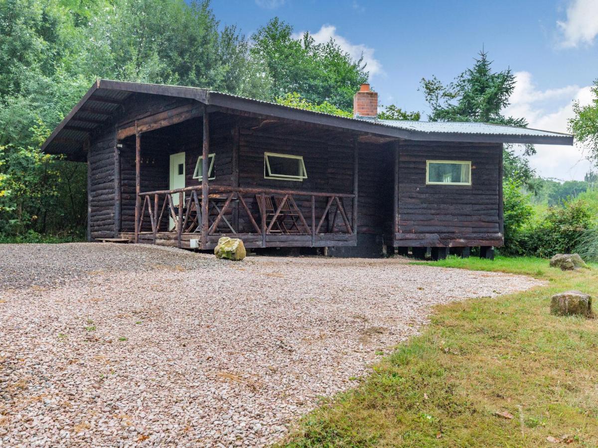 The Log Cabin Honiton Exterior foto